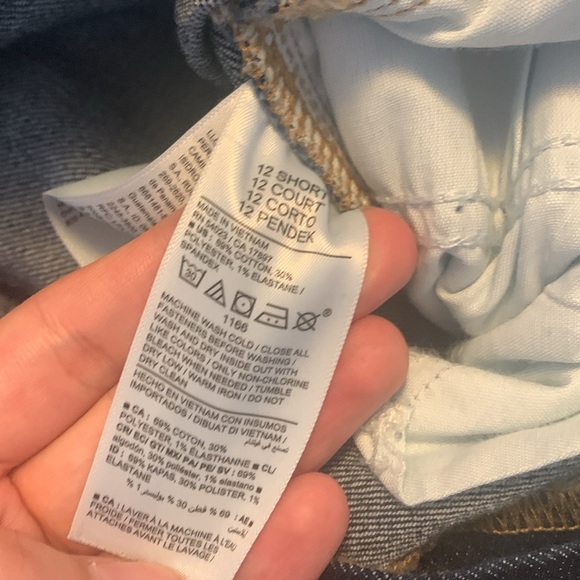 Old Navy High Rise Straight Jeans Size 12 Short EUC - Picture 4 of 4